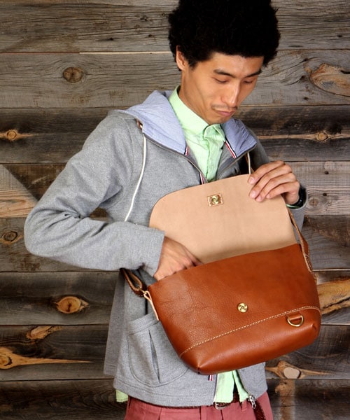 FREAK'S STORE（フリークスストア）の「カラーレザーショルダーバッグ