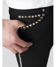 ZAC VARGAS（ザック バルガス）の「ZAC/側章スタッズデニム後ロクロス