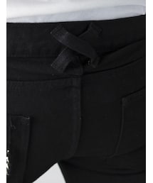 ZAC VARGAS（ザック バルガス）の「ZAC/側章スタッズデニム後ロクロス