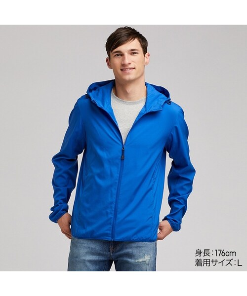 UNIQLO（ユニクロ）の「ポケッタブルパーカ（ブルゾン・メンズ・LIGHT GRAY 02/RED 16/GRAY 03/BLUE 64/NAVY 69/GREEN 55/BLACK 09・L/3XL/4XL/XL/M/XXL/S/XS）」の5枚目の写真