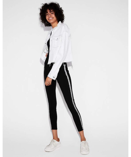 EXPRESS（エクスプレス）の「Express High Waisted Embellished Side Stripe Leggings