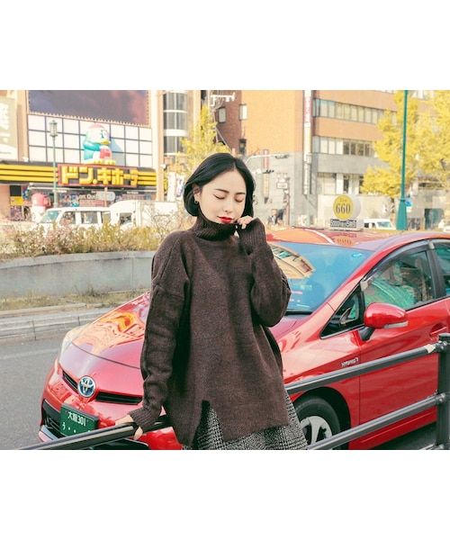 HOTPING(ホッピン)の「スリットポイントハイネックニット(ニット/セーター・レディース・Other/White/Pink/Purple/Beige/Grey・フリーサイズ)」の1枚目の写真