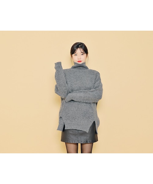 HOTPING(ホッピン)の「スリットポイントハイネックニット(ニット/セーター・レディース・Other/White/Pink/Purple/Beige/Grey・フリーサイズ)」の2枚目の写真