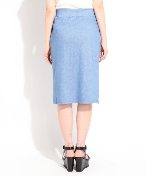 LOWRYS FARM（ローリーズファーム）の「ＦベーシックBOXヒザスカート（スカート・レディース・ブラック/ブルー・Ｌ/Ｍ）」の4枚目の写真