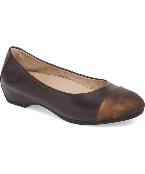 dansko lisanne flat