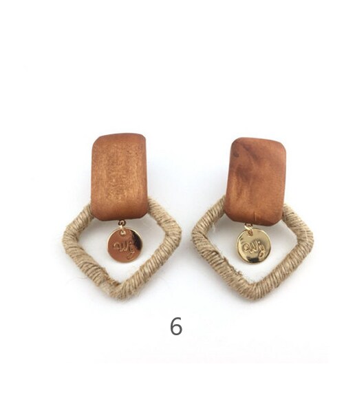 copine(コピン)の「ウッドデザインピアス(6デザイン)【クリックポスト対象商品】(ピアス(両耳用)・レディース・その他)」の6枚目の写真