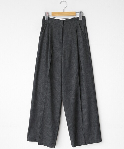 DHOLIC（ディーホリック）の「ヘリンボーンセミワイドパンツ（その他パンツ・レディース・ベージュ/グレー/ブラック・S/M/L）」の3枚目の写真