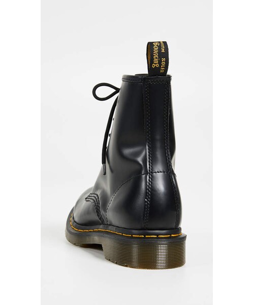 Dr. Martens（ドクターマーチン）の「Dr. Martens 1460 8 Eye Boots（ブーツ・レディース・Black・One Size）」の4枚目の写真