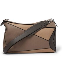 LOEWE（ロエベ）の「Loewe Puzzle Xl Full-Grain Leather Messenger