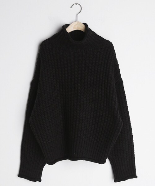 DHOLIC（ディーホリック）の「ロールヘムハイネックルーズニット（ニット/セーター・レディース・ピンク/ブラウン/イエロー/ホワイト/ブラック・FREE）」の3枚目の写真