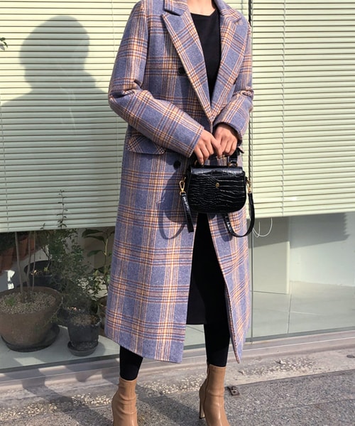 DHOLIC（ディーホリック）の「チェックダブルボタンロングコート