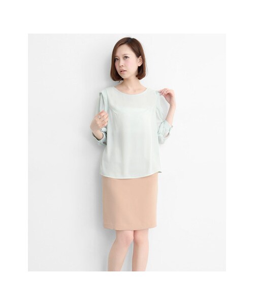 KBF（ケイビーエフ）の「KBF+ 袖ボリュームトップス（トップス・レディース・ネイビー/ミント/オフ・one）」の4枚目の写真