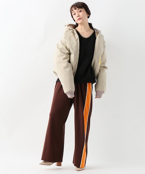 JOURNAL STANDARD（ジャーナルスタンダード）の「【BRUMAL】ダウンボンバー（ジャケット/アウター・ベージュ/XS/S）」の3枚目の写真