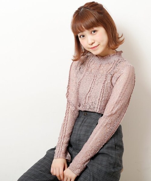 OUTLET(アウトレット)の「立体レースプチハイプルオーバー(トップス・レディース・黒/サックス/ピンク/生成・FREE)」の3枚目の写真