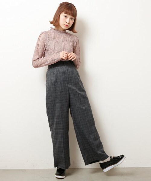 OUTLET(アウトレット)の「立体レースプチハイプルオーバー(トップス・レディース・黒/サックス/ピンク/生成・FREE)」の6枚目の写真