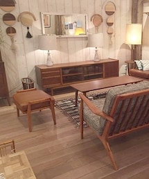 ACME FURNITURE（アクメファニチャー）の「《中型商品》DELMAR