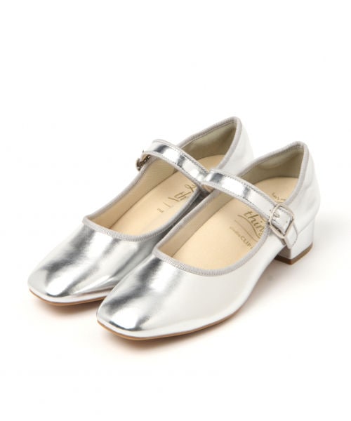 studio CLIP(スタディオクリップ)の「ストラップスクエアパンプス(シューズ・シルバー/ブラック/レッド)」の1枚目の写真