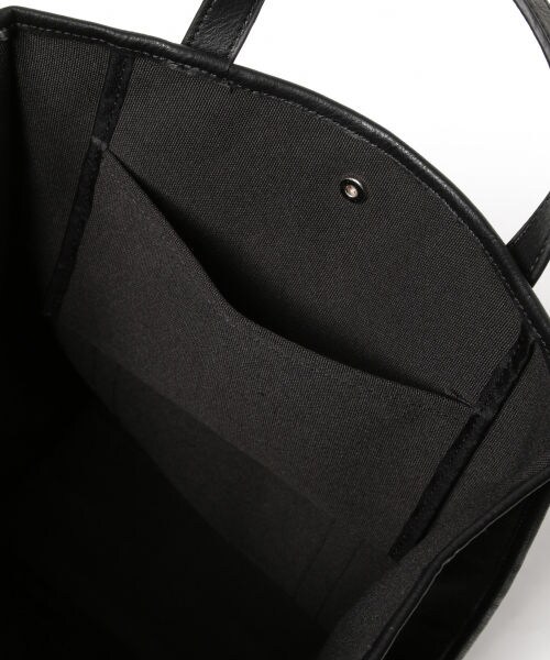 Andemiu（アンデミュウ）の「OUTDOORトートバッグ（バッグ・オフホワイト/ブラック）」の11枚目の写真