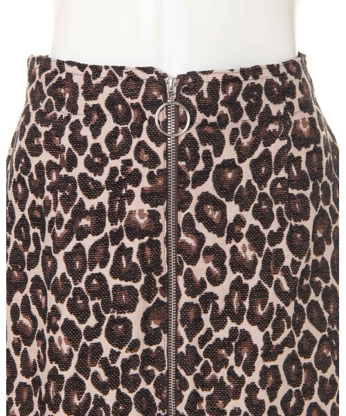 INGNI（イング）の「【春の新作】レオパード柄ジップナロー／スカート（スカート・レディース・ﾍﾞｰｼﾞｭ/ﾋｮｳ・M）」の3枚目の写真