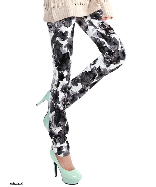 Newlyme（ニューリーミー）の「柄ストレッチスキニーパンツ（パンツ・レディース・モノトーンチェック/ベージュヒョウ/ピンクヒョウ/モノトーンハナガラ/ピンクハナガラ/イエローハナガラ/ブラックドット/ラベンダードット/ベージュドット・3L/LL/L/M/S/XS）」の9枚目の写真