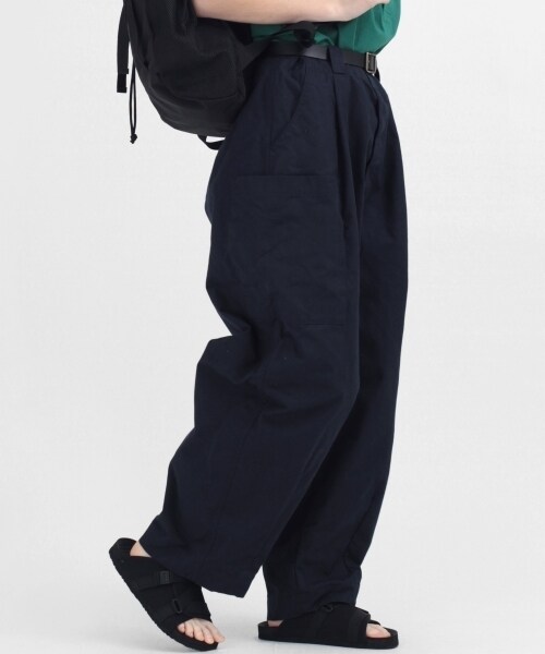RNA-N(アールエヌエーエヌ)の「<予約>バックタックワイドパンツ(パンツ・レディース・キナリ/ネイビー・M)」の17枚目の写真