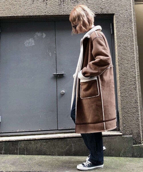 PAGEBOY（ページボーイ）の「ボアフェイクムートンリバーシブルコート（ジャケット/アウター・レディース・グレージュ/ライトブラウン・S/M）」の5枚目の写真