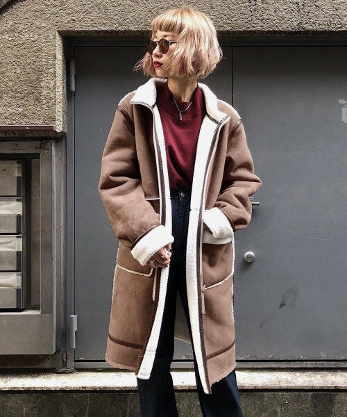 PAGEBOY（ページボーイ）の「ボアフェイクムートンリバーシブルコート（ジャケット/アウター・レディース・グレージュ/ライトブラウン・S/M）」の4枚目の写真