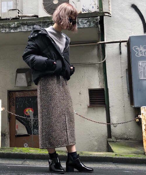 PAGEBOY（ページボーイ）の「起毛ヒョウ柄ナロースカート（スカート・レディース・グレー系/ブラウン系・S/M）」の5枚目の写真