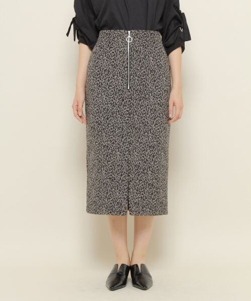PAGEBOY（ページボーイ）の「起毛ヒョウ柄ナロースカート（スカート・レディース・グレー系/ブラウン系・S/M）」の12枚目の写真