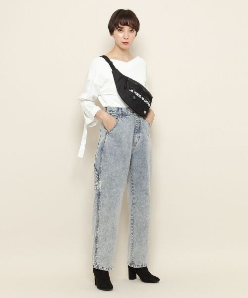 PAGEBOY（ページボーイ）の「デニムペインターパンツ（パンツ・レディース・ライトブルー/サックス/インディゴ・S/M）」の6枚目の写真