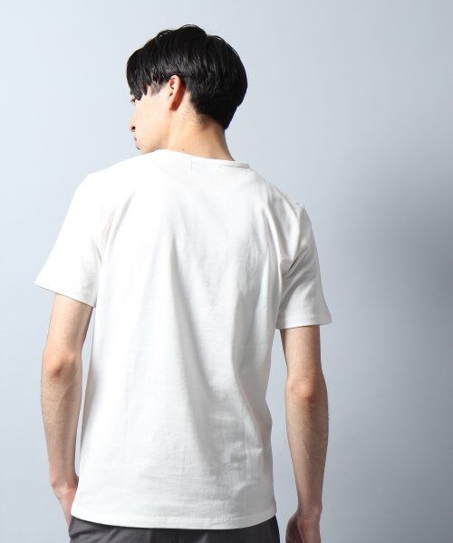 HARE(ハレ)の「フロントロゴカットソー(トップス・メンズ・オフホワイト/ブラック・L/M/S)」の4枚目の写真