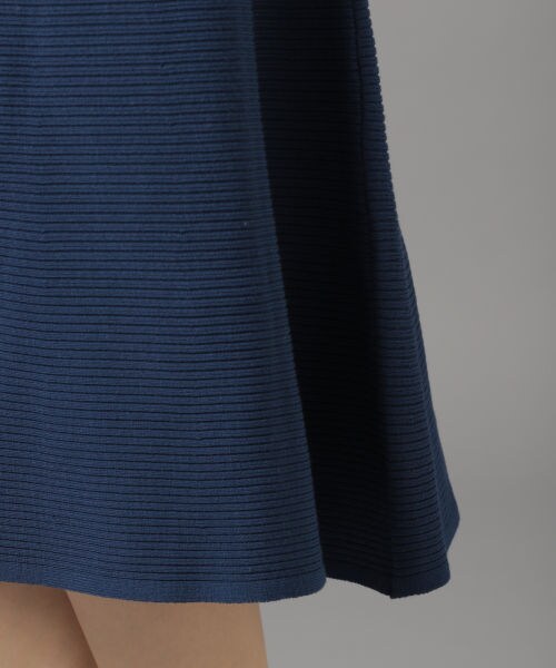 Andemiu（アンデミュウ）の「スカシガラフレアニットワンピース（ワンピース/ドレス・ベージュ/ブルー/ネイビー）」の14枚目の写真