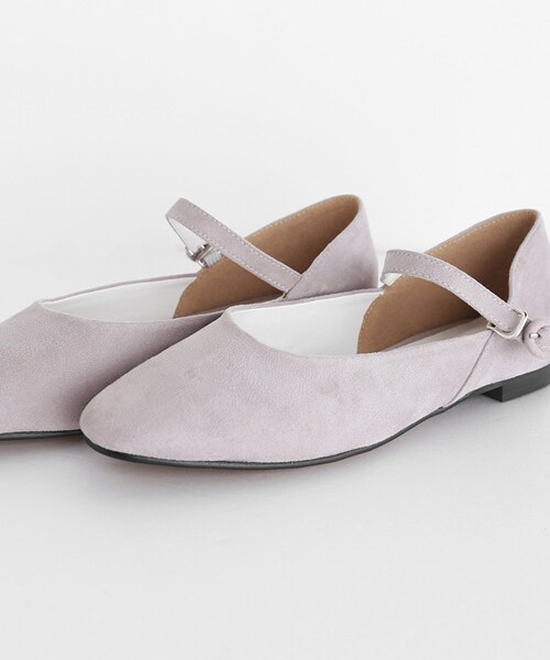 DHOLIC（ディーホリック）の「ストラップスエード調フラットシューズ（パンプス・レディース・ベージュ/グリーン/ブラック/ピンク/グレー/レッド・225/230/235/240/245/250）」の3枚目の写真