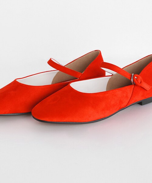 DHOLIC（ディーホリック）の「ストラップスエード調フラットシューズ（パンプス・レディース・ベージュ/グリーン/ブラック/ピンク/グレー/レッド・225/230/235/240/245/250）」の6枚目の写真