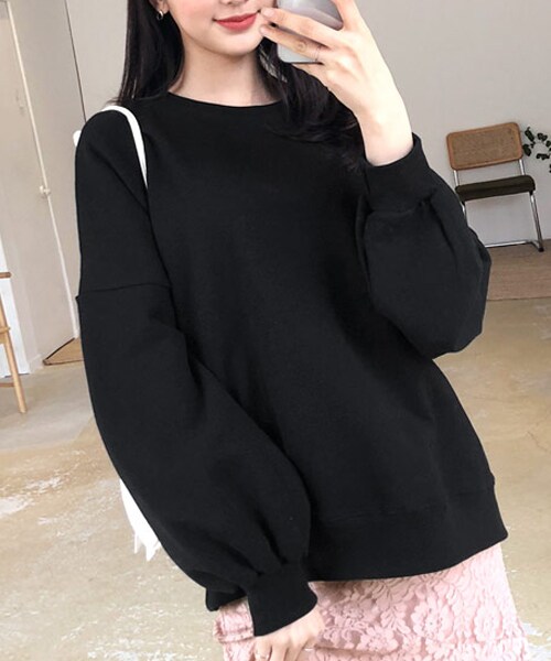 DHOLIC(ディーホリック)の「ドロップパフスリーブスウェット(スウェット・レディース・ブラック/ホワイト/ピンク・FREE)」の1枚目の写真