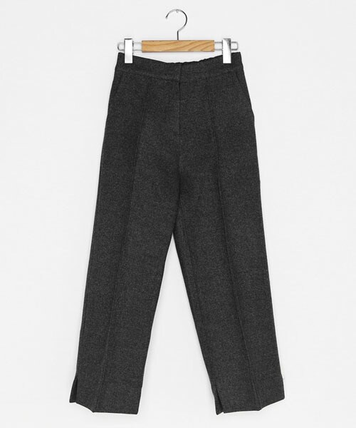 DHOLIC（ディーホリック）の「センタープレススリットパンツ（その他パンツ・レディース・ベージュ/グレー/グリーン・FREE）」の2枚目の写真