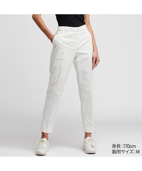 UNIQLO（ユニクロ）の「EZYサテンアンクルパンツ（その他パンツ・レディース・LIGHT BLUE 60/OFF WHITE 01/GRAY 07/NAVY 69/BEIGE 31/BLACK 09・XS/L/3XL/M/XXL/S/XL）」の2枚目の写真