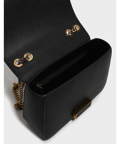 ★CHARLES&KEITH★llic Push-Lock Crossbody Bag/送料込 CHARLES & KEITH（チャールズ & キース）の「Classic Push-Lock