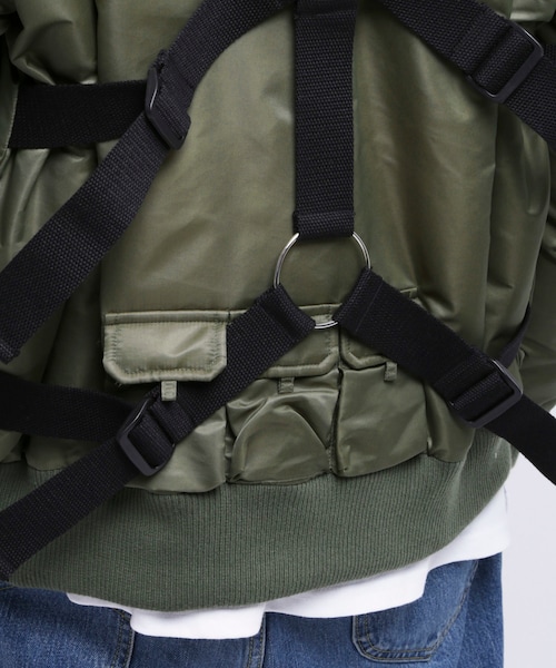 LEGENDA（レジェンダ）の「パラシュートストラップ付きボンバー