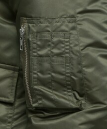 LEGENDA（レジェンダ）の「パラシュートストラップ付きボンバー