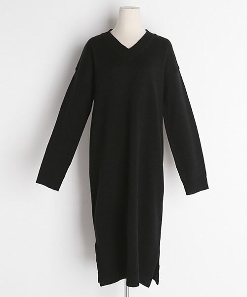 DHOLIC（ディーホリック）の「Vネックスリットニットワンピース（ワンピース・レディース・ブラウン/グリーン/ホワイト/ブラック・FREE）」の3枚目の写真