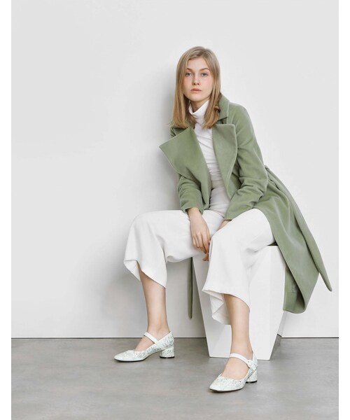 CHARLES & KEITH（チャールズ & キース）の「Floral Printed Detail Mary Jane Heels（シューズ・レディース・White・34/35/36/37/38/39/40/41）」の6枚目の写真