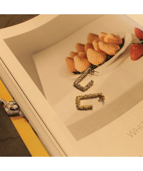 no brand（ノーブランド）の「スクエアピアス（ピアス（両耳用）・レディース・その他）」の4枚目の写真