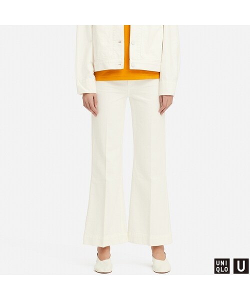 UNIQLO（ユニクロ）の「ハイライズフレアジーンズ（デニムパンツ・レディース・BLUE 62/BLUE 68/OFF WHITE 01/BLACK 09・27/22/26/25/29/28/24/23）」の2枚目の写真