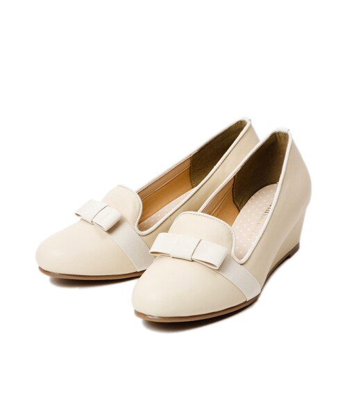 earth music&ecology（アースミュージックアンドエコロジー）の「オペラウェッジシューズ（パンプス・レディース・ピンクベージュ/ブラック/アイボリー・25cm）」の4枚目の写真