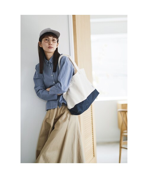 Sunny clouds(サニークラウズ)の「サニークラウズ マリンなキャンバスバッグ(バッグ・財布・靴 > バッグ > その他バッグ・レディース・ホワイト/ネイビー)」の5枚目の写真