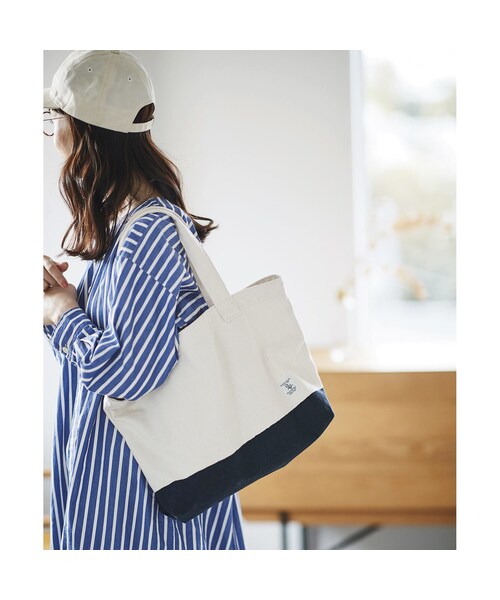 Sunny clouds(サニークラウズ)の「サニークラウズ マリンなキャンバスバッグ(バッグ・財布・靴 > バッグ > その他バッグ・レディース・ホワイト/ネイビー)」の8枚目の写真