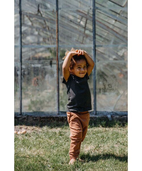 cache cache（カシュ カシュ）の「Little HEDONIST　SHIRT ISABEL（PIRATE BLACK ）SIZE98.110.122（Tシャツ/カットソー・キッズ・その他）」の6枚目の写真