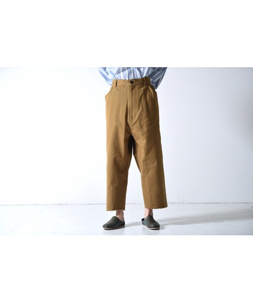 my beautiful landlet(マイビューティフルランドレット)の「My Beautiful Landlet チノワイドパンツ camel(チノパンツ・レディース・ベージュ・1)」の1枚目の写真