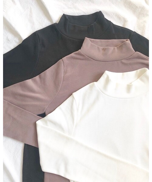 chocomee（チョコミー）の「キモウハイネックトップス（Tシャツ/カットソー・レディース・ホワイト/ブラウン/ブラック・FREE）」の2枚目の写真